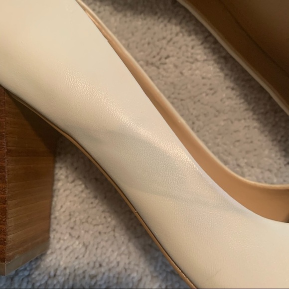 Banana Republic heels - Picture 6 of 7